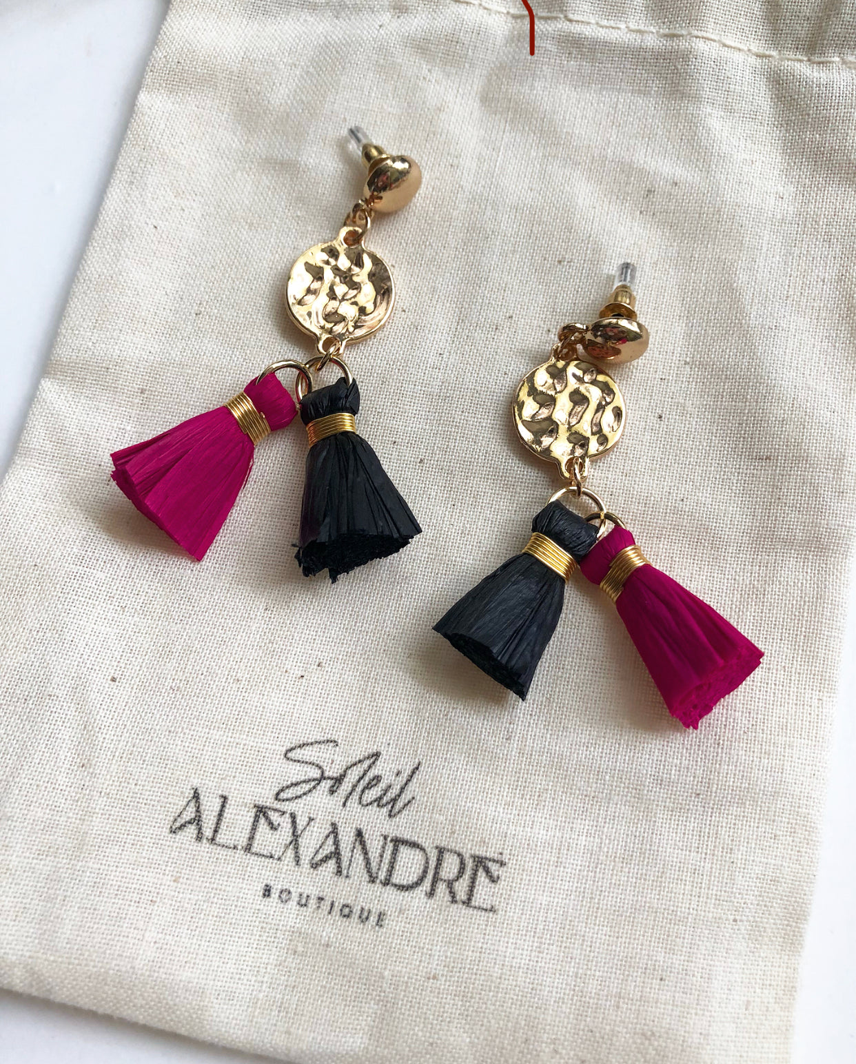 It Girl Raffia Earrings