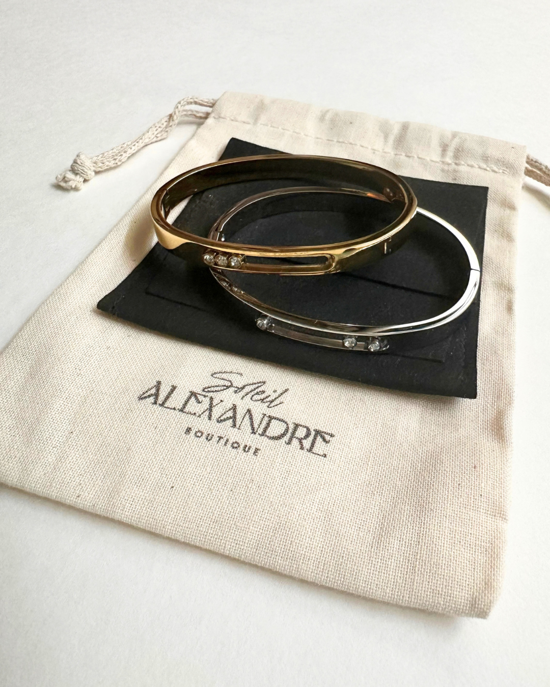 Aelia Sliding Stone Cuff