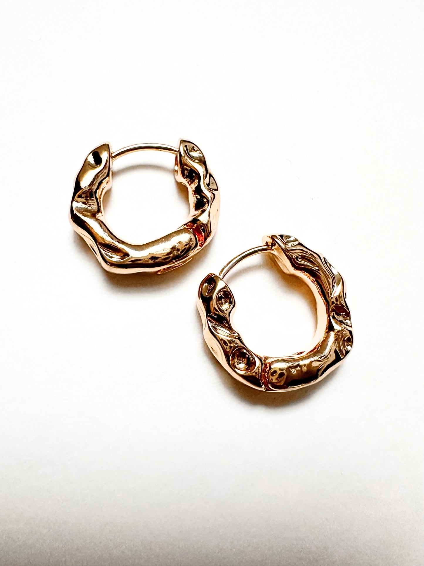 Pilar Mini Hoops